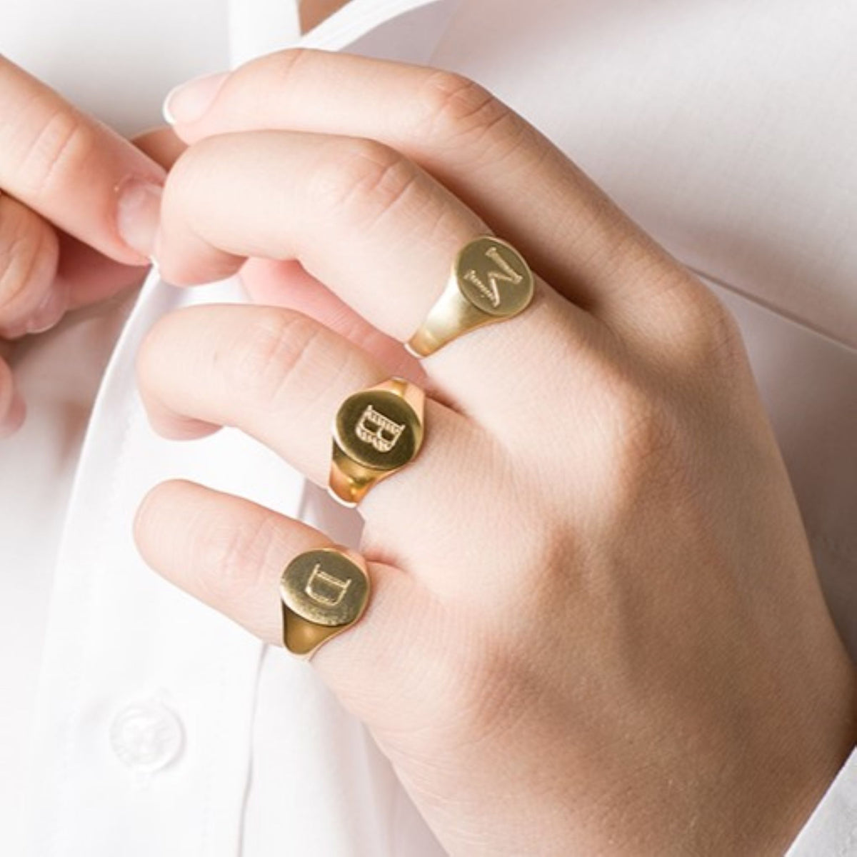 טבעת חותם אות אנגלית