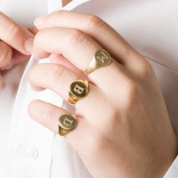 טבעת חותם אות אנגלית