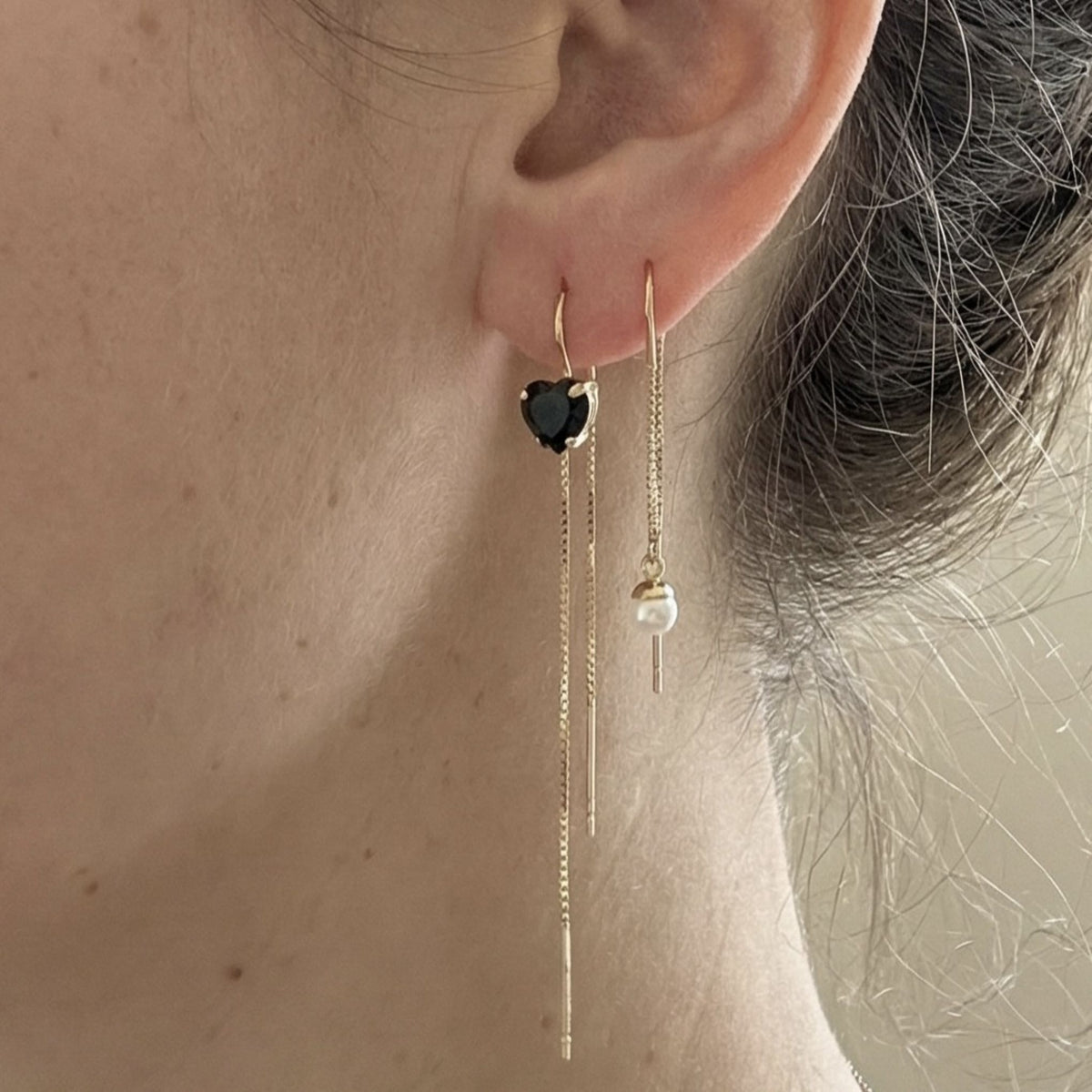 עגיל לאב זירקון שחור