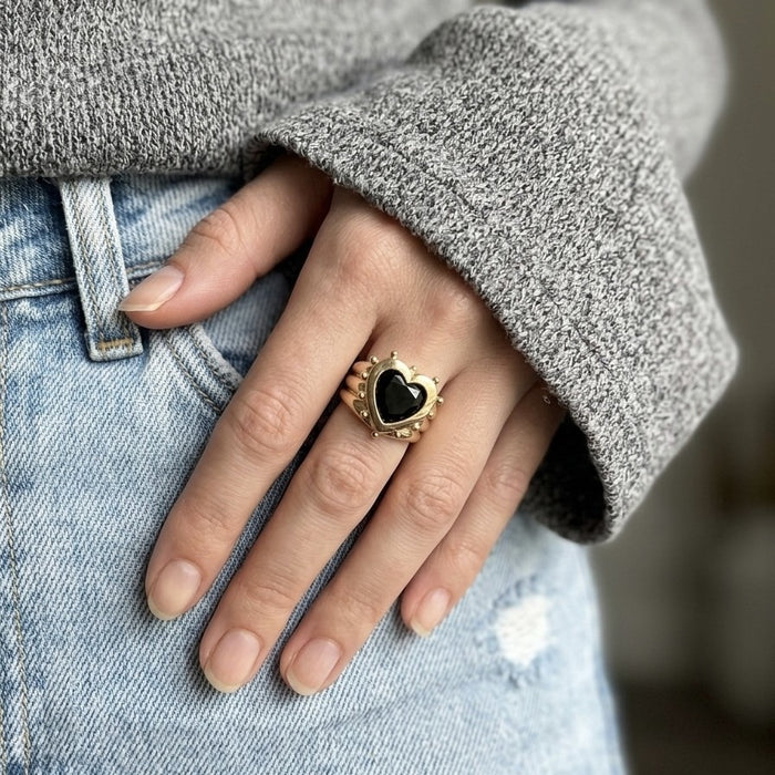 טבעת ליבי  כדורים זירקון שחור