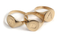 טבעת חותם אות אנגלית