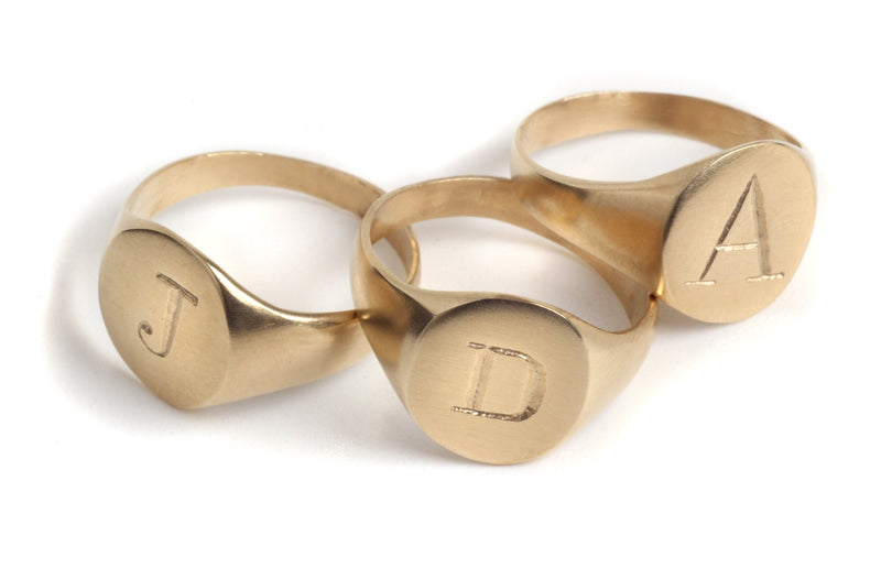 טבעת חותם אות אנגלית